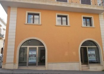 Negozio via Impero, Parabita - foto 2