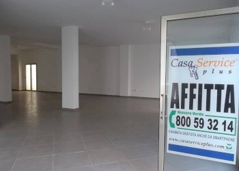Negozio via Impero, Parabita - foto 4