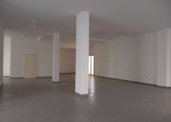 Negozio via Impero, Parabita - foto 8