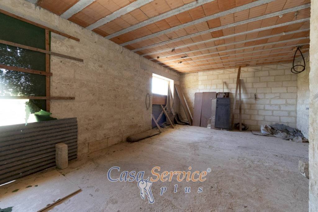 Magazzino - Rustic via Luigi Pirandello, Casarano - photo 2