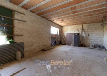 Magazzino - Rustic via Luigi Pirandello, Casarano - photo 2