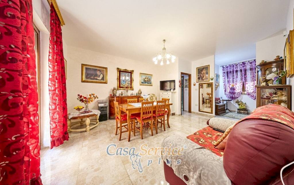 Salone - Three-room apartment corso Italia, Gallipoli - photo 2