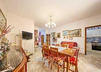 Salone - Three-room apartment corso Italia, Gallipoli - photo 1