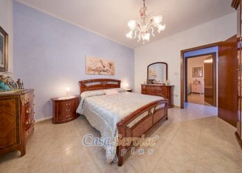 Camera da letto - Three-room apartment corso Italia, Gallipoli - photo 17