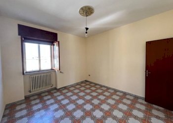 Stanza non arredata - Apartment via Alessandro Volta, Parabita - photo 8