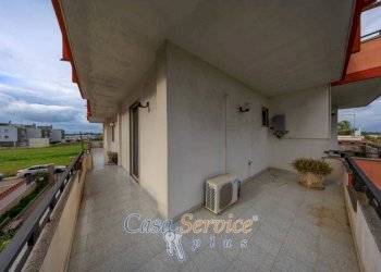 Terrazzo - Independent house via Antonio Vivaldi, Cutrofiano - photo 8