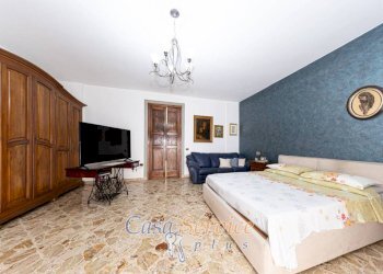 Camera da letto - Villa via Giuseppe Galliano, Casarano - photo 24
