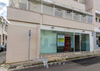 Facciata - Shop via Matino, Casarano - photo 3