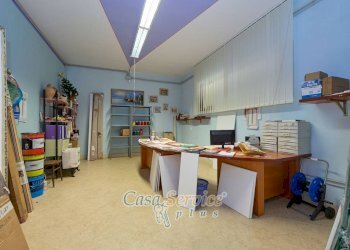 Stanza arredata - Shop via Vittorio Emanuele, Supersano - photo 39