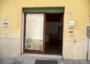 Interno palazzo - Attività Commerciale via Siena, Gallipoli - foto 4