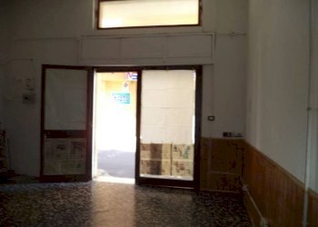 Interno non residenziale - Attività Commerciale via Siena, Gallipoli - foto 8
