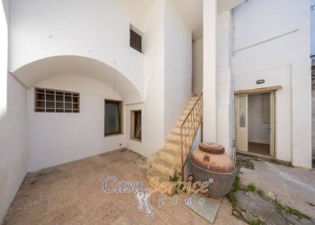Giardino - Independent house via Fratelli Bandiera, Taviano - photo 13