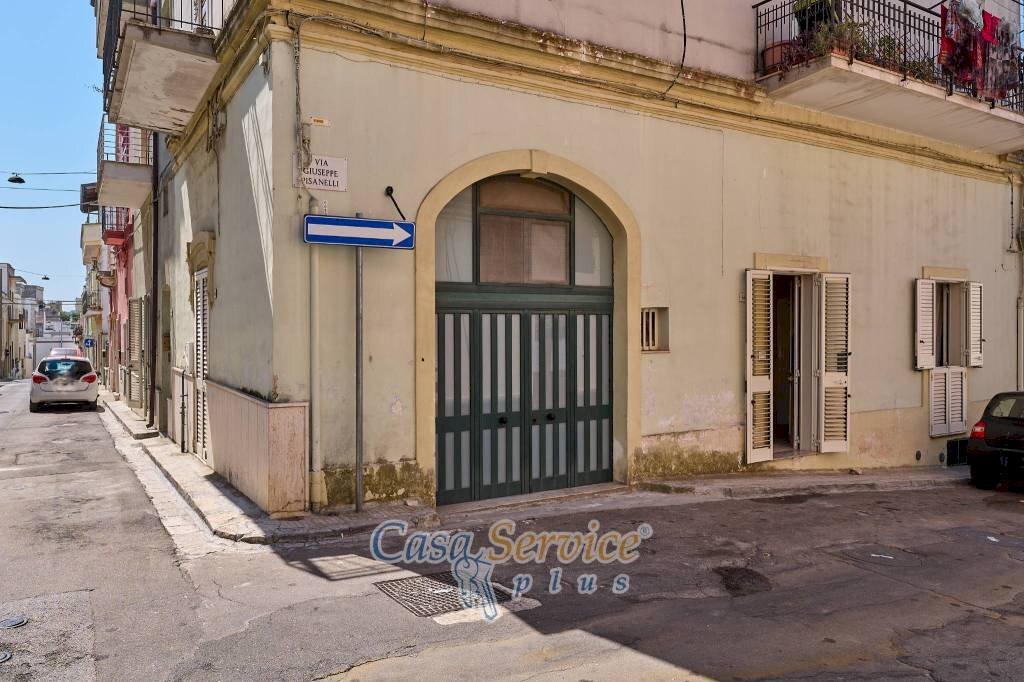 Zona - Trilocale via Alessandro Manzoni, Parabita - foto 2