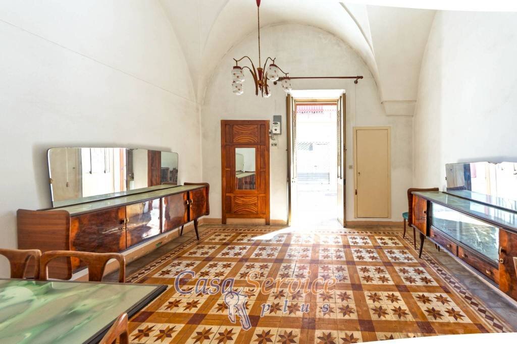 Salone - Casa indipendente via Trento, Supersano - foto 1