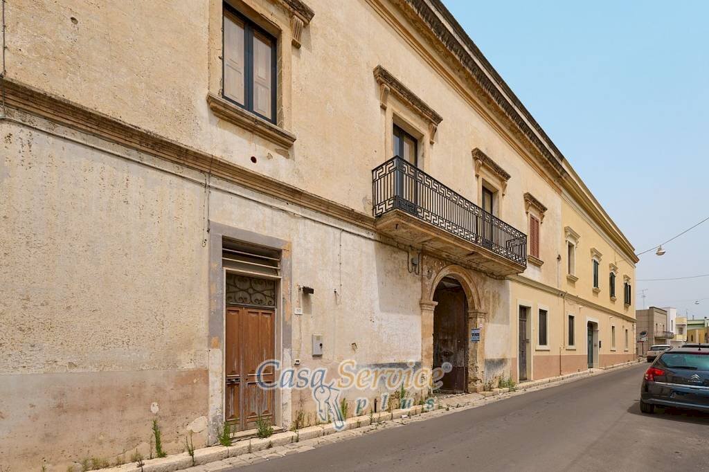 Zona - Stabile - Palazzo via Roma, Alezio - foto 1
