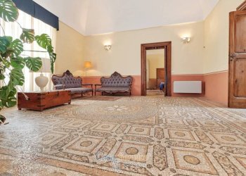 Salone - Casa indipendente via Caracciolo, frazione Torrepaduli, Ruffano - foto 1