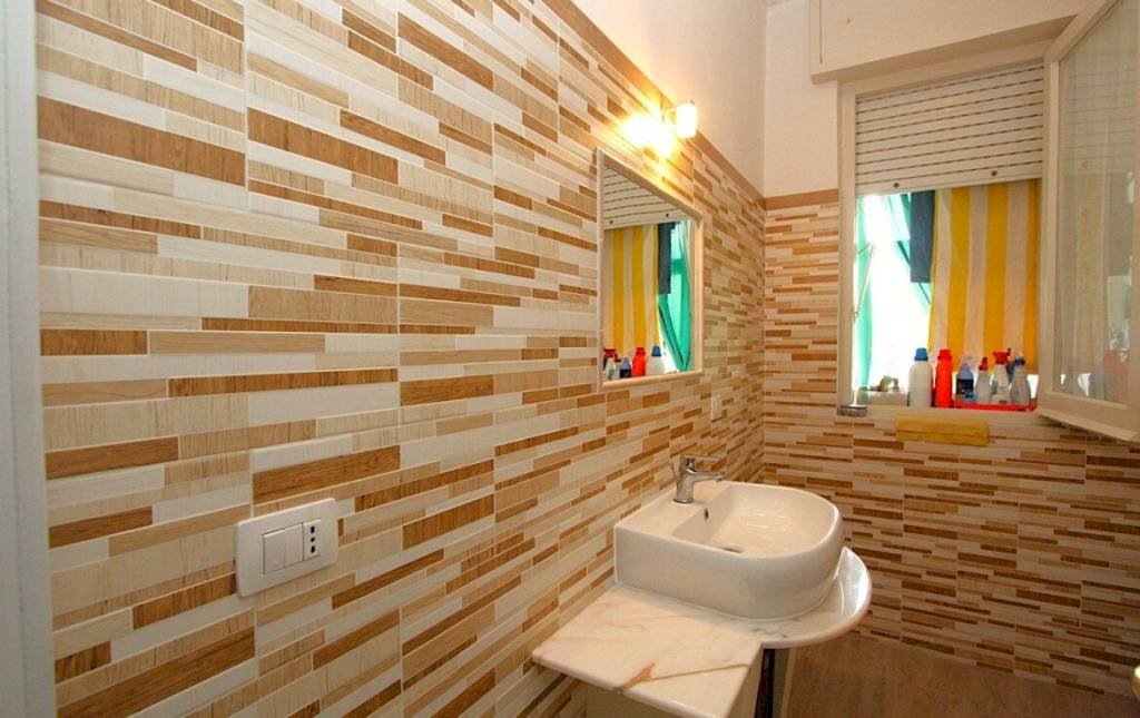 Bagno - Casa indipendente via Francesco Crispi, Matino - foto 2