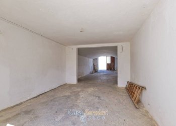 Box auto - Casa indipendente via Domenico Cirillo, Ruffano - foto 12