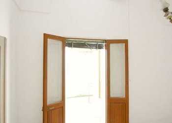 Stanza non arredata - Casa indipendente via Camillo Benso di Cavour, Parabita - foto 10