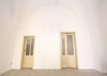 Stanza non arredata - Casa indipendente via Camillo Benso di Cavour, Parabita - foto 24