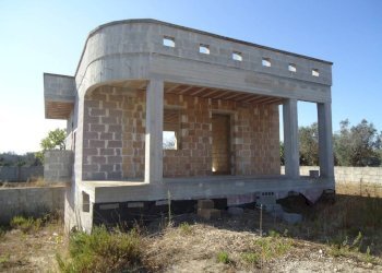 Facciata - Villa SP55, Matino - foto 2