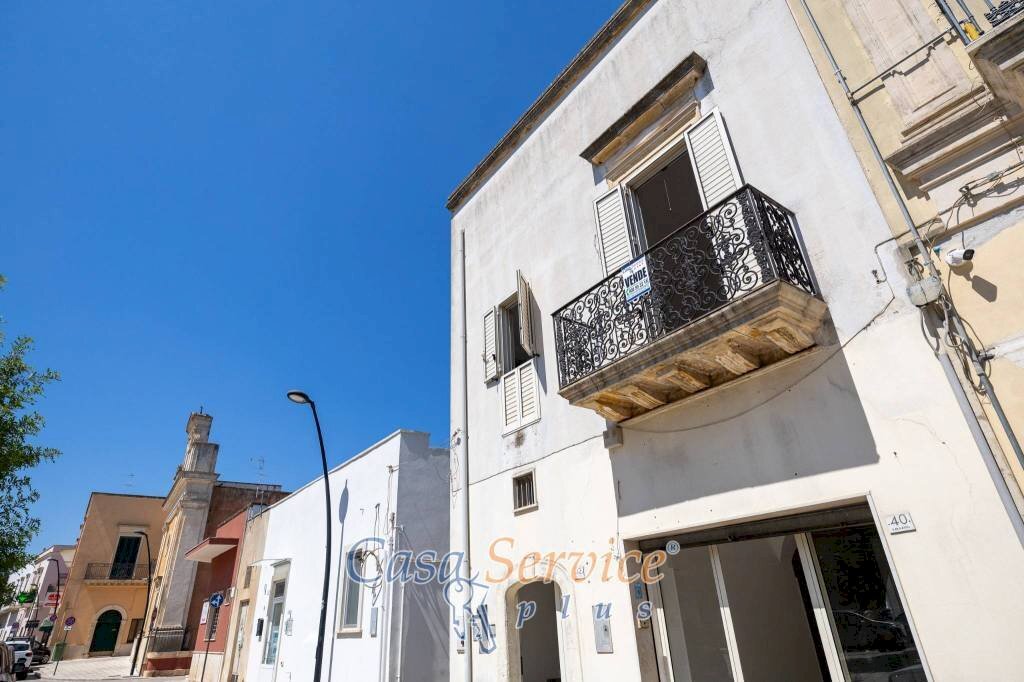 Facciata - Casa indipendente via Principe di Napoli, Neviano - foto 1
