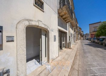 Zona - Casa indipendente via Principe di Napoli, Neviano - foto 3