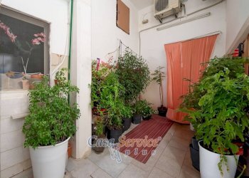 Cortile interno - Casa indipendente via Savoia, Matino - foto 19
