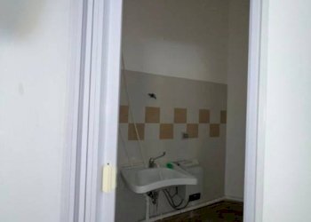 Ripostiglio - Negozio via Nizza, Matino - foto 18