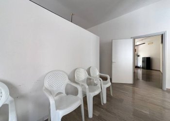 Salone - Negozio via Nizza, Matino - foto 21