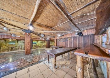 Interno non residenziale - Casa indipendente viale della Satureggia, Matino - foto 14