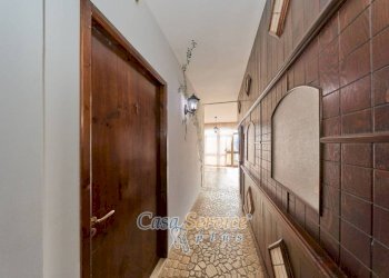 Corridoio - Casa indipendente viale della Satureggia, Matino - foto 19
