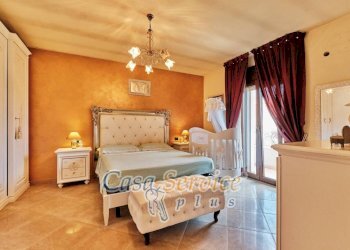 camera da letto - Villa via Arturo Toscanini, Nociglia - foto 11
