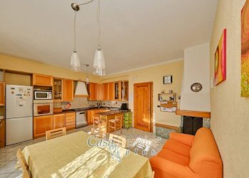 Cucina - Casa indipendente via Siena, Parabita - foto 33