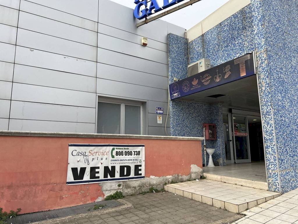 Zona - Shop strada Provinciale Collepasso, Casarano - photo 1