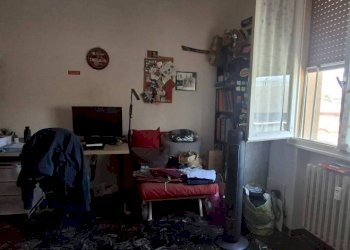 Camera da letto - Appartamento via Giuseppe Mazzini, 50, Bologna (zona Massarenti) - foto 10