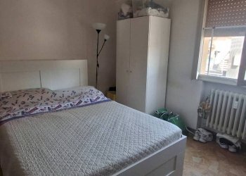 Camera da letto - Appartamento via Giuseppe Mazzini, 50, Bologna (zona Massarenti) - foto 22