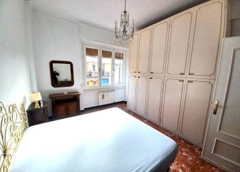 Camera da letto - Two-room apartment via Giovanni Descalzo, Genova (neighborhood Quarto) - photo 8