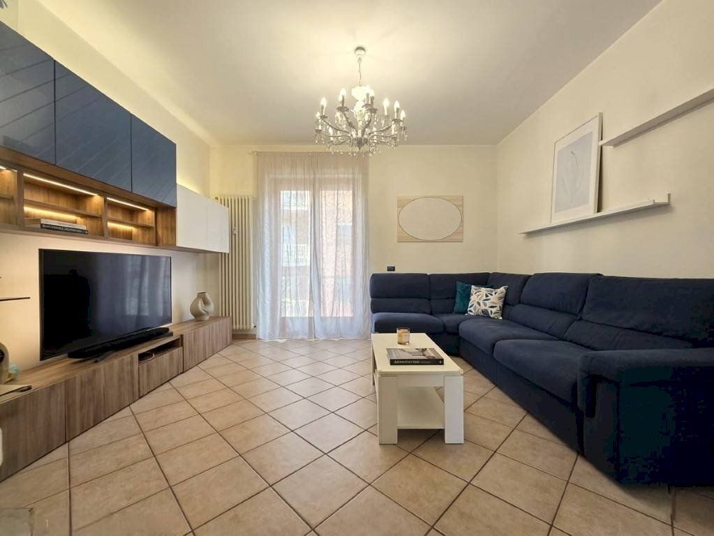 Salone - Quadrilocale Alba - foto 3