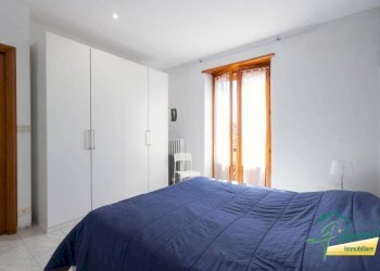 Camera da letto - Four-room apartment via Giuseppe Verdi, Poirino - photo 12