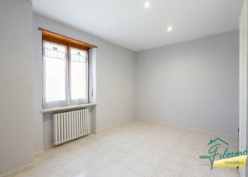 Salone - Four-room apartment via Giuseppe Verdi, Poirino - photo 26