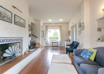 Salone - Villa via degli Olmi, Anzio - photo 9