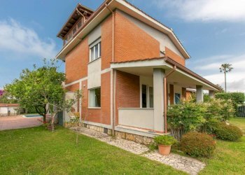 Giardino - Villa via degli Olmi, Anzio - photo 25