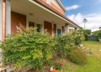 Giardino - Villa via degli Olmi, Anzio - photo 27