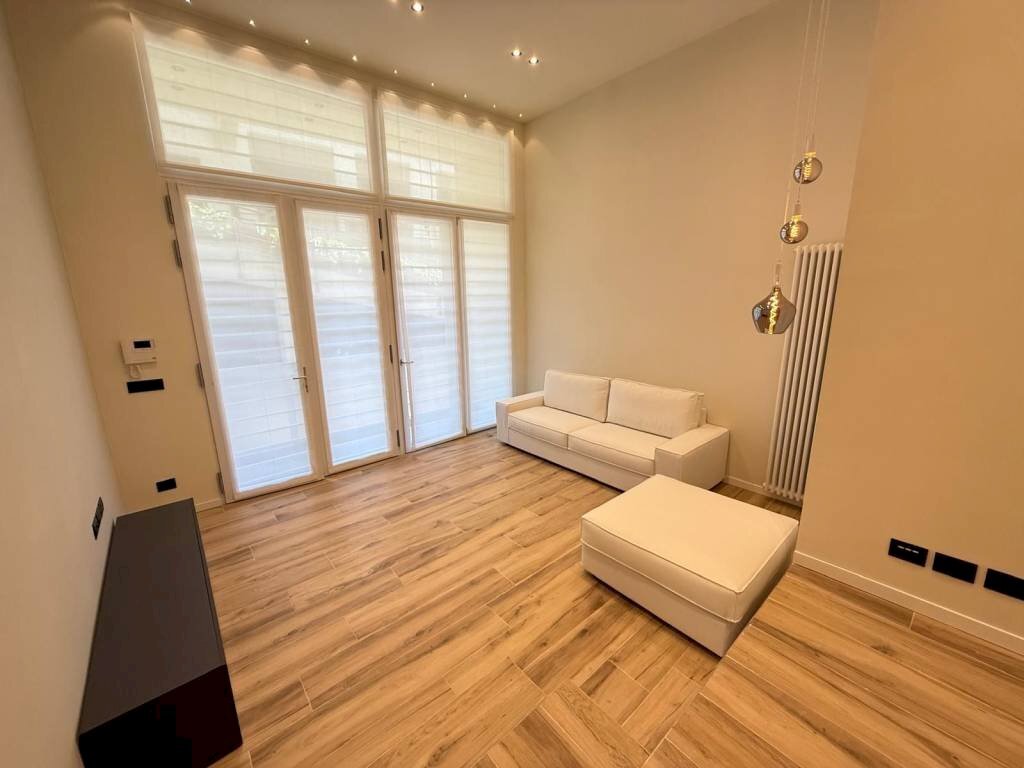 Soggiorno - Loft via Ugo Foscolo, 4/a, Torino (zona San Salvario) - foto 3