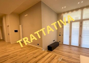 Soggiorno - Loft via Ugo Foscolo, 4/a, Torino (zona San Salvario) - foto 1