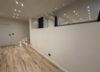 Cabina armadio - Loft via Ugo Foscolo, 4/a, Torino (zona San Salvario) - foto 29