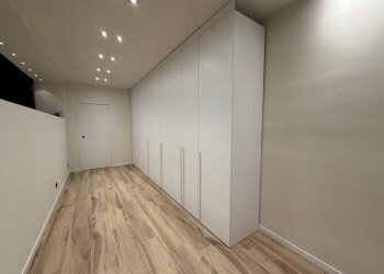 Cabina armadio - Loft via Ugo Foscolo, 4/a, Torino (zona San Salvario) - foto 32