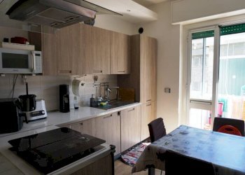 Cucina - Trilocale via San Bartolomeo del Fossato, 67, Genova (zona Sampierdarena) - foto 6