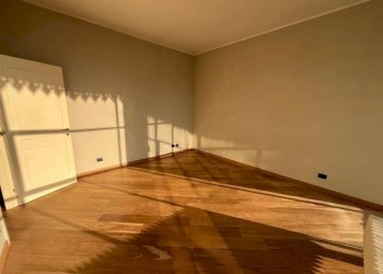 Camera da letto - Apartment via Ambuschetti, 9, Chieri - photo 18